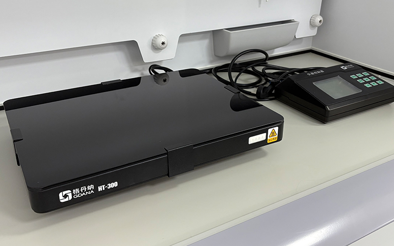 實(shí)驗(yàn)加熱板如何助力檢測(cè)機(jī)構(gòu)高效開展工作